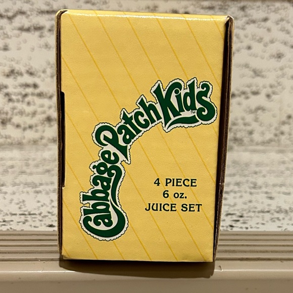 Cabbage Patch vintage Juice Set - Picture 7 of 9